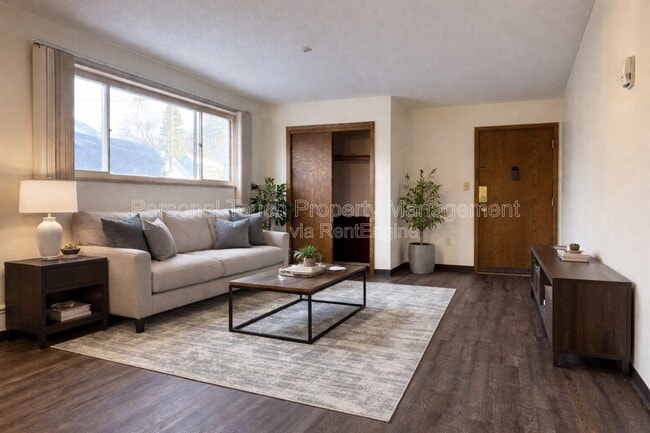 Photo - 320 6th St S Unit 4