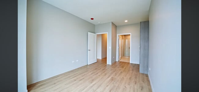 Photo - 201 W Chestnut St