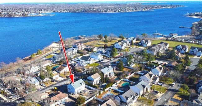 Photo - 505 Buhler Ave