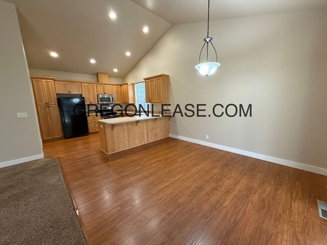 Photo - 3 bed 2 bath West Eugene Home