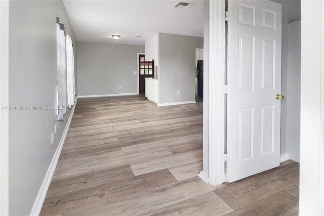 Photo - 1856 NW 6th Ave