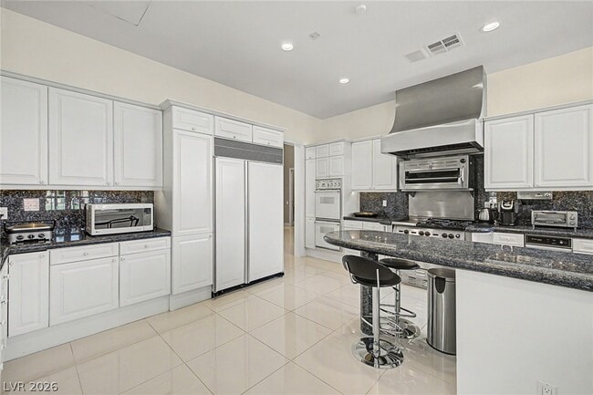Photo - 1105 Broadmoor Ave