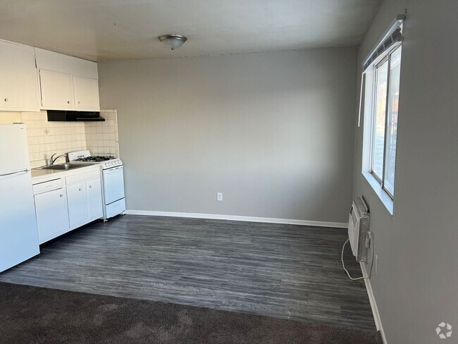 Building Photo - 1216Major Unit 10 Rental