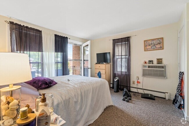 Building Photo - 71 Silver Lake Ave Unit 71 silver lake Rental