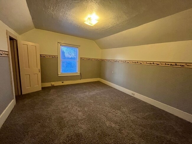 Photo - Nice 3 Bedroom Home Available in New Paris