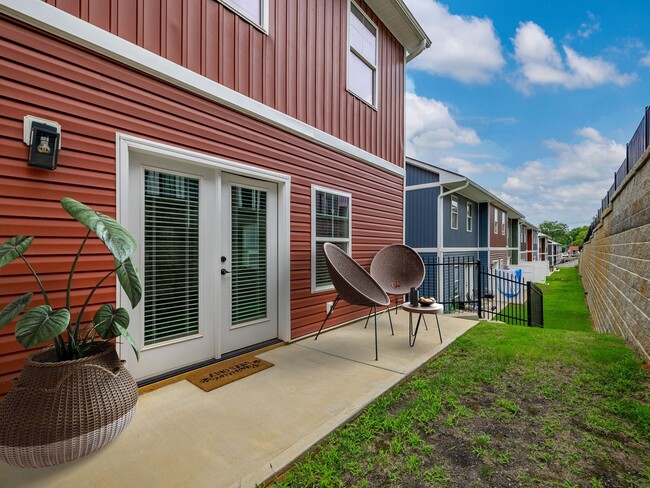 Photo - Townes at Converse