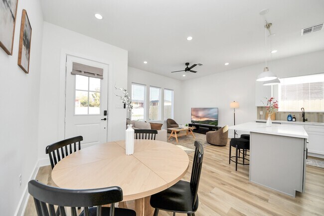 Photo - 3909 Maggie St