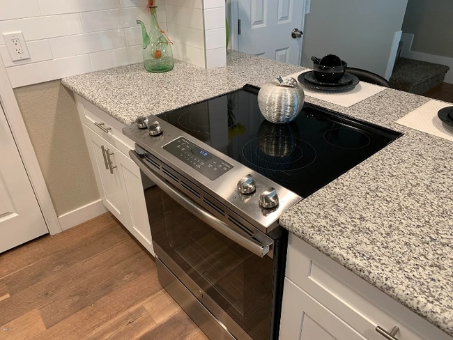 Photo - 4710 E Portland St