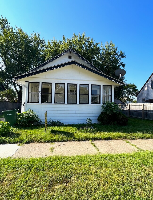 2 bedroom house - 2 bedroom house