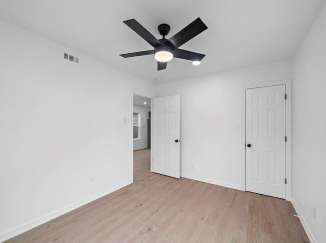 Photo - 3521 McIlhenny St