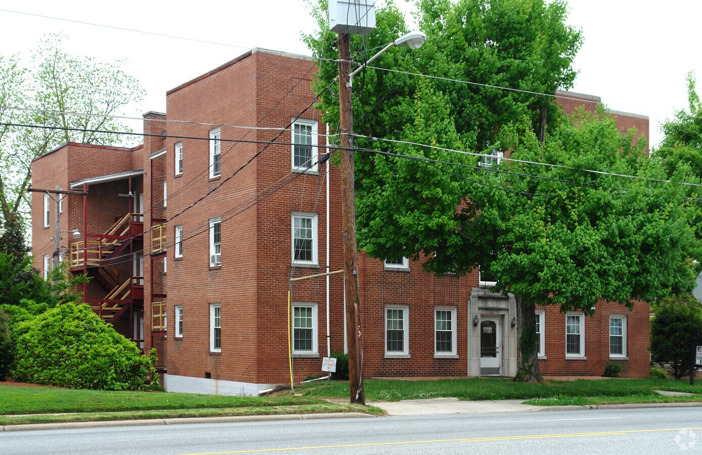 Photo - Ecker Apartments