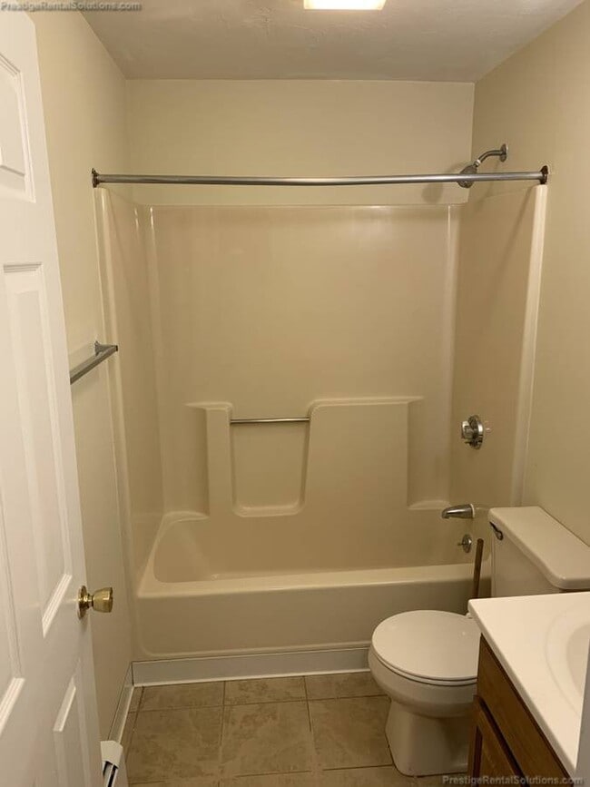 Photo - 15 Blossom St Apartments Unit 2