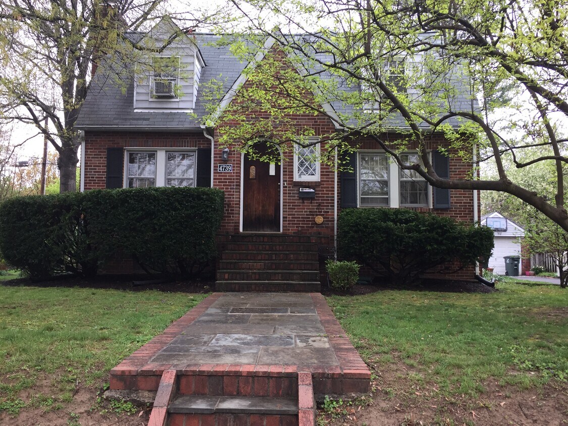 Photo - 4739 16th St N (Arlington, VA)