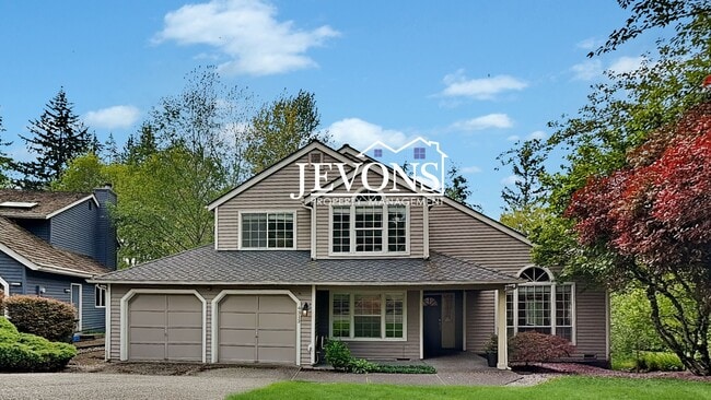 Spacious 4-bedroom home minutes from Lake ... - Spacious 4-bedroom home minutes from Lake ...