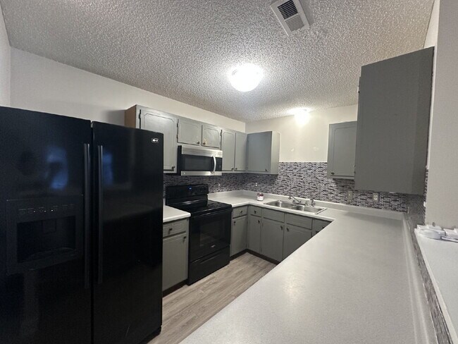 Photo - 147 Marlene Dr