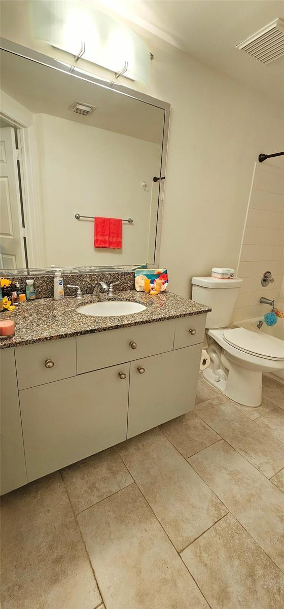 Photo - 2452 Centergate Dr