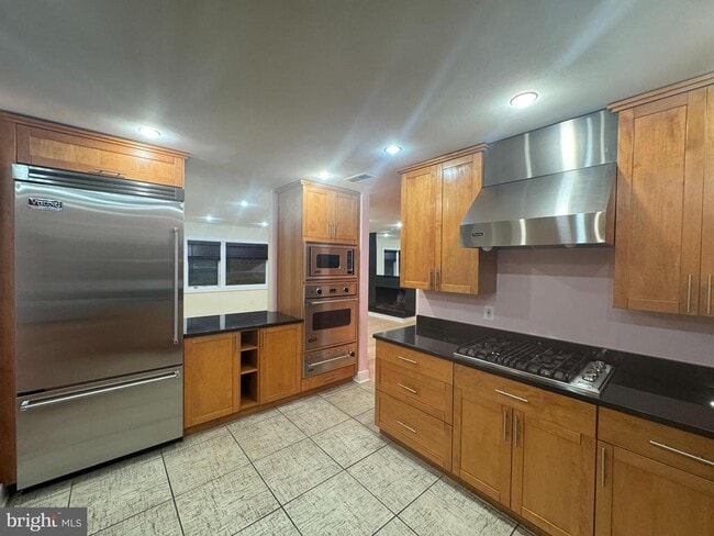 Photo - 7913 Charleston Ct