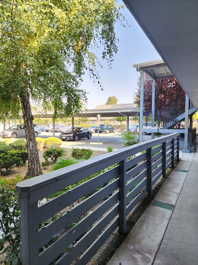 Photo - 3142 Grant St Unit 8