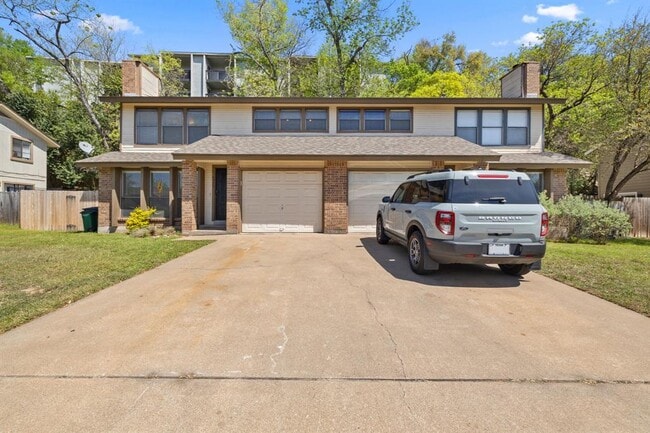 Photo - 6525 Hart Ln
