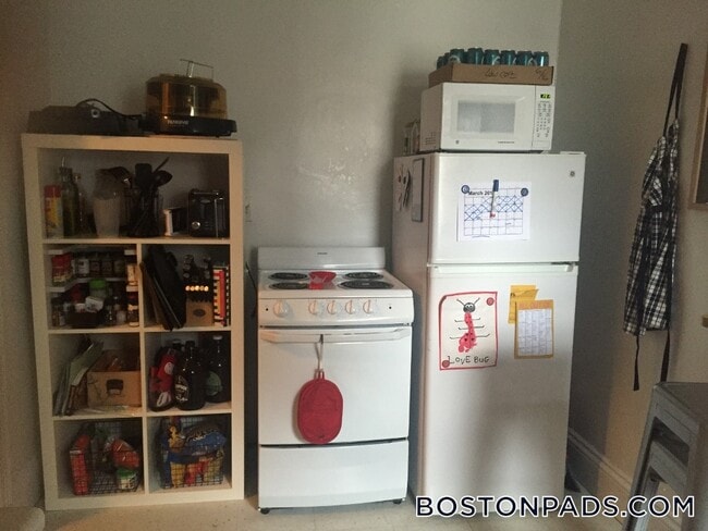 Building Photo - 1375 Commonwealth Ave