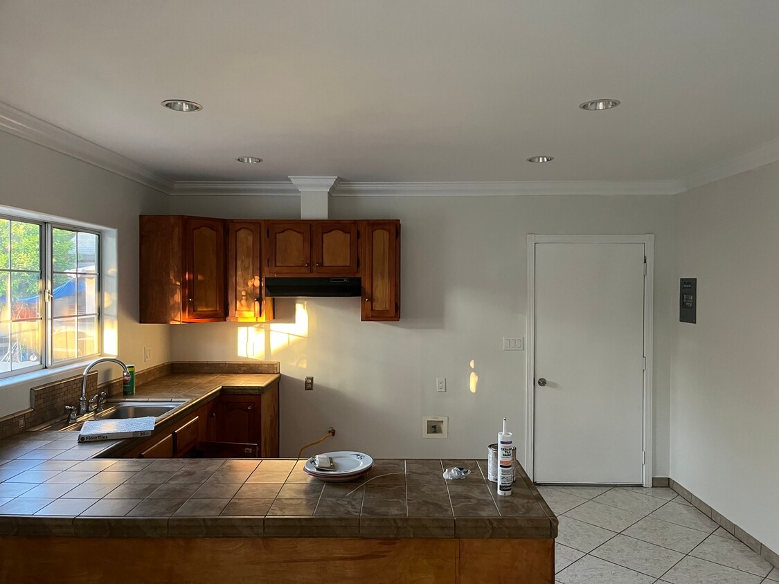Photo - 2813 N Santa Fe Ave (Compton, CA)