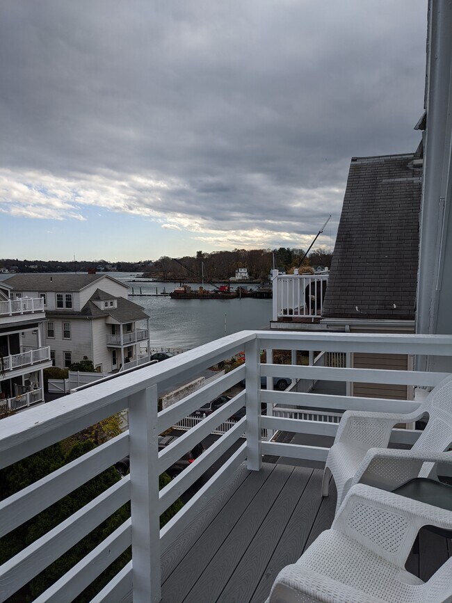 Photo - 19 Green St Unit 3