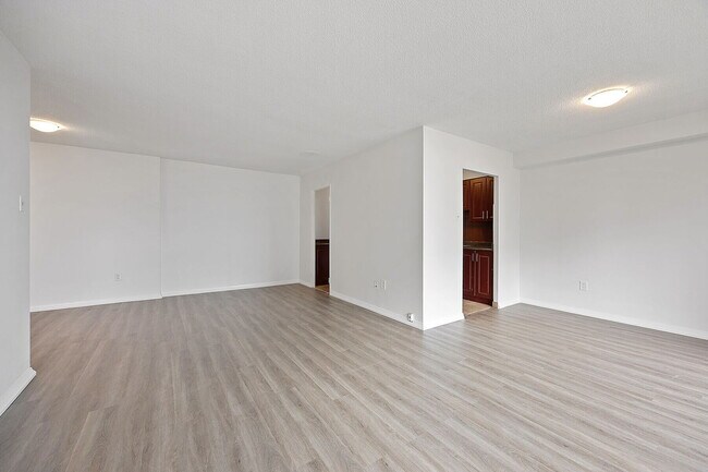 Photo - 100 Prudential Dr