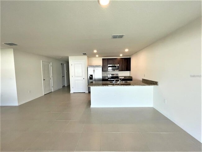 Photo - 550 Calico Scallop St