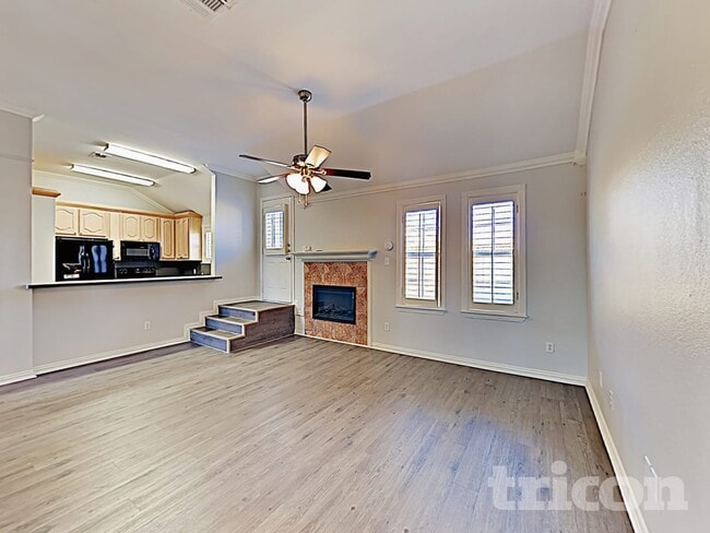 Photo - 1202 Mission St