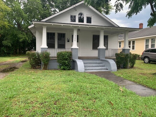 Photo - Quaint home located in City Limits