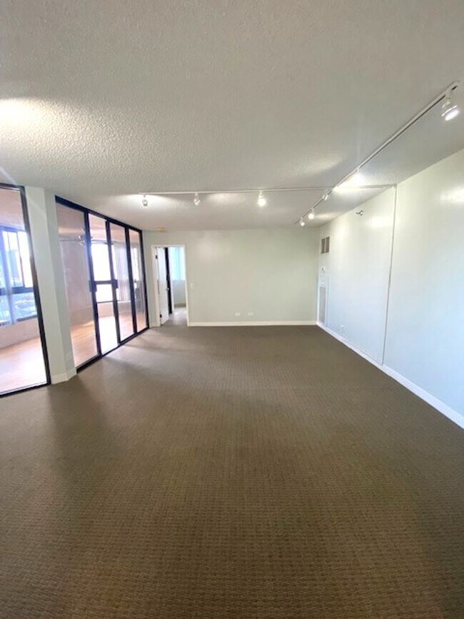 Photo - 1760 S Beretania St. Unit 11D