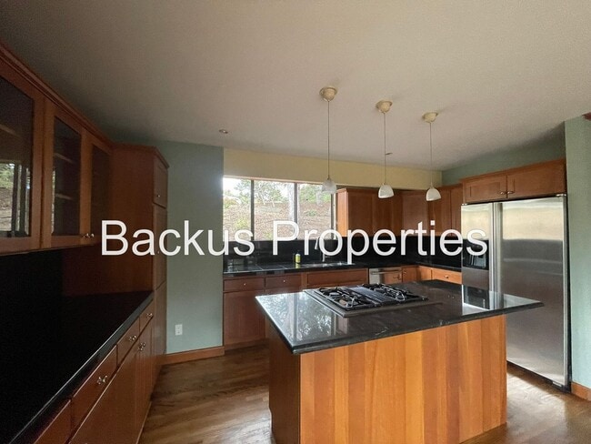 Photo - 14685 Charter Oak Blvd