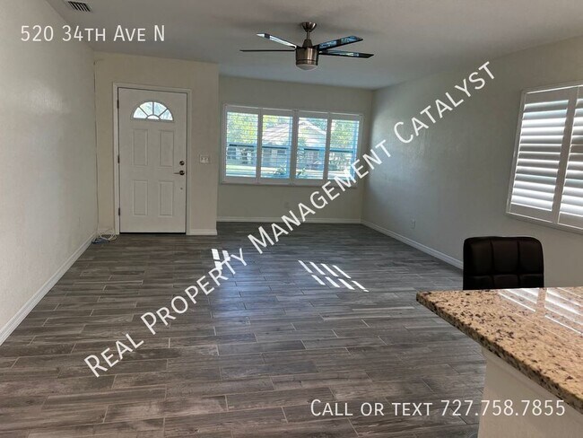 Photo - 520 34th Ave N