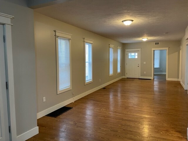 Photo - 1008 Alpine Ave NW Unit 1