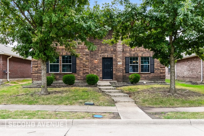 Photo - 680 Austin Ln