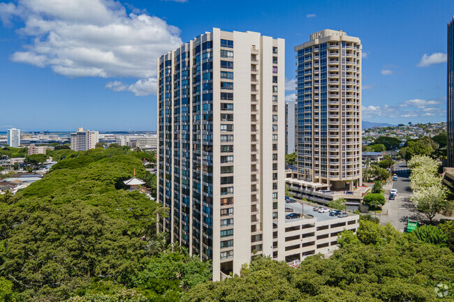 Photo - Nuuanu Brookside Apartments
