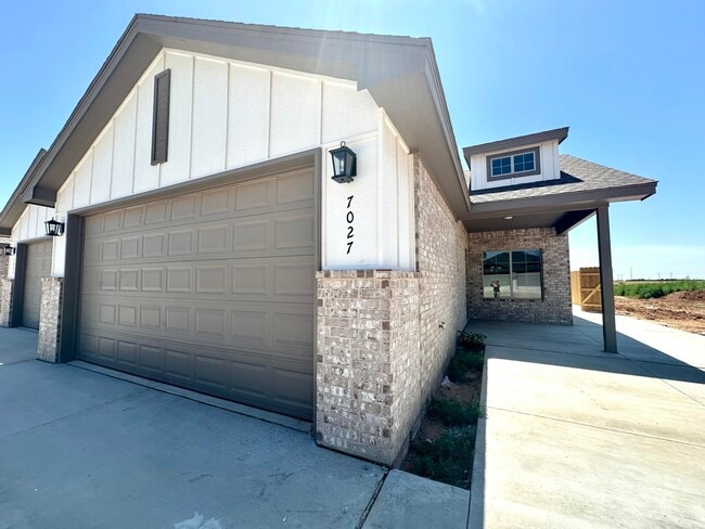 Building Photo - 7027 40th St Rental