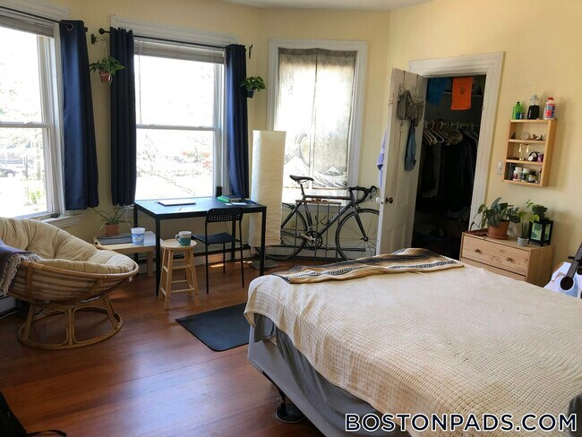 Photo - 268 Broadway Unit 3