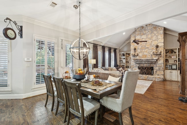 Photo - 1970 Mary Lee Ln