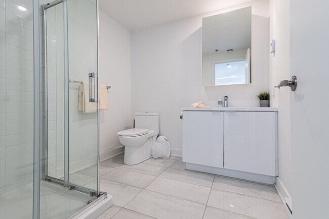 Photo - 1635 Rue Berri Unit ID1263263P