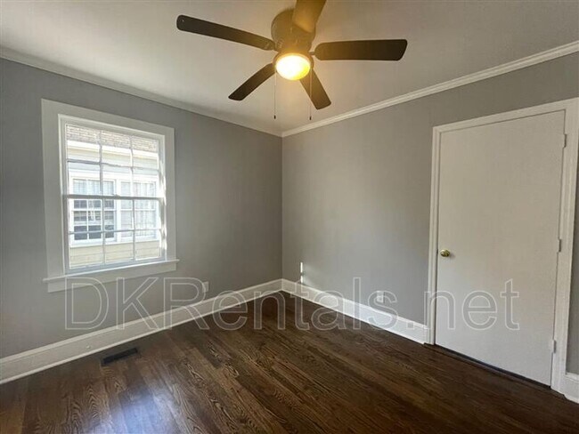 Photo - 1279 Eubanks Ave Unit B