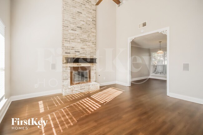 Photo - 547 Shealy St