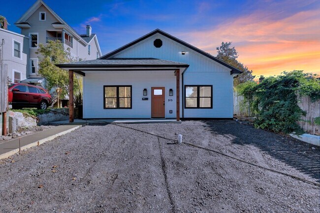 Photo - 515 Harrison Ave