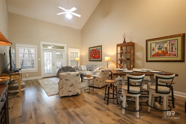 Photo - 430 W Fort Morgan Rd