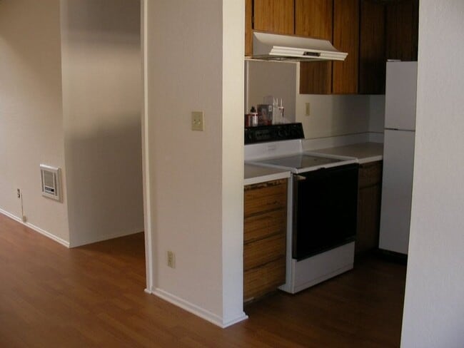 23732 Hillhurst Dr Unidad 34