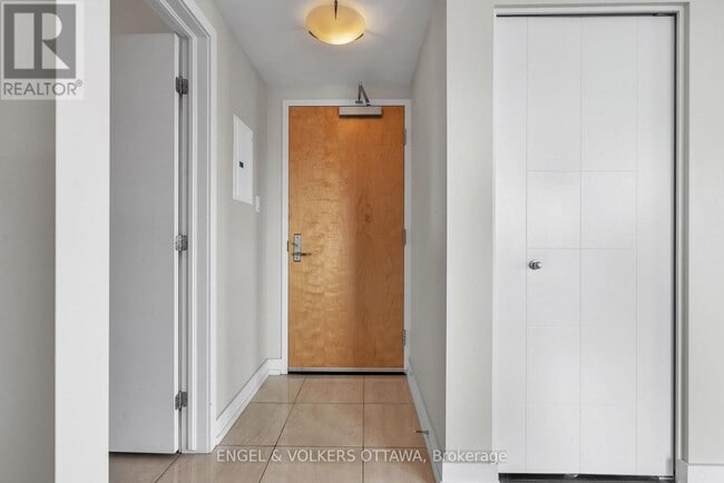 Photo - 40 Nepean St Unit 905