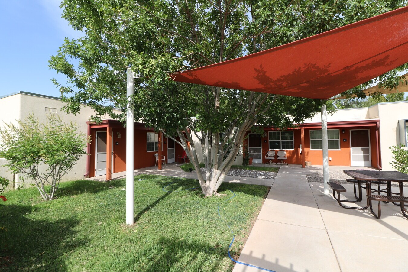 Senior Apartments For Rent Roswell, NM - Cielo de Oro Senior Apts