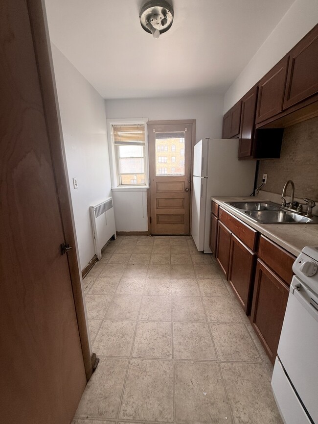 Photo - 4002 N Farwell Ave Unit 7