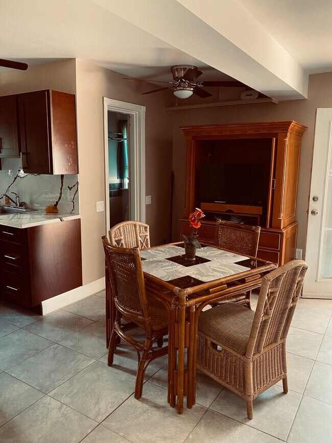 84-717-717 Moua St Unit A