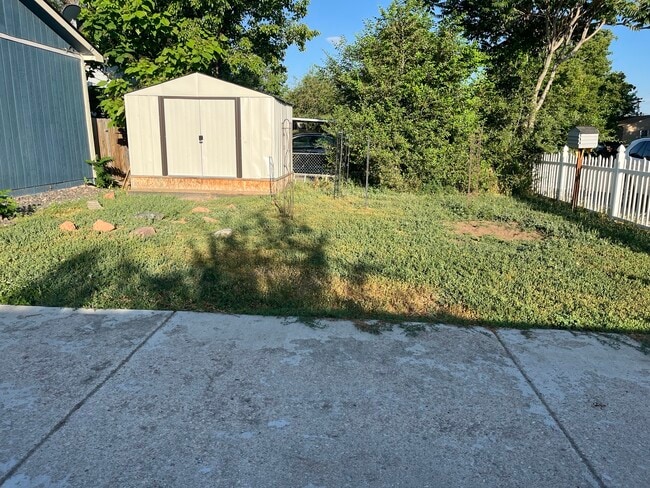 Photo - 1510 W Maple Ave